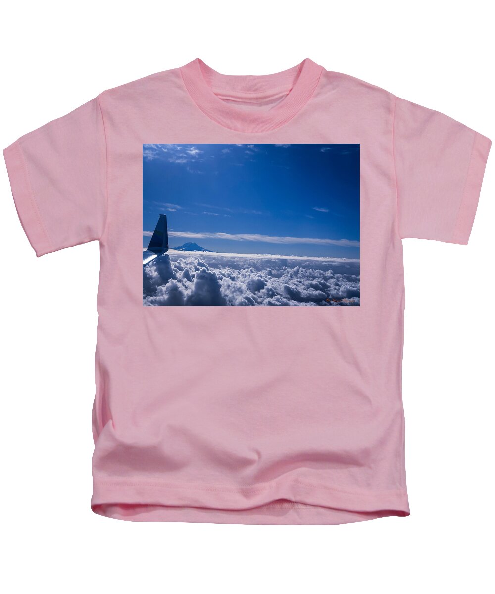 Above the clouds - Kids T-Shirt