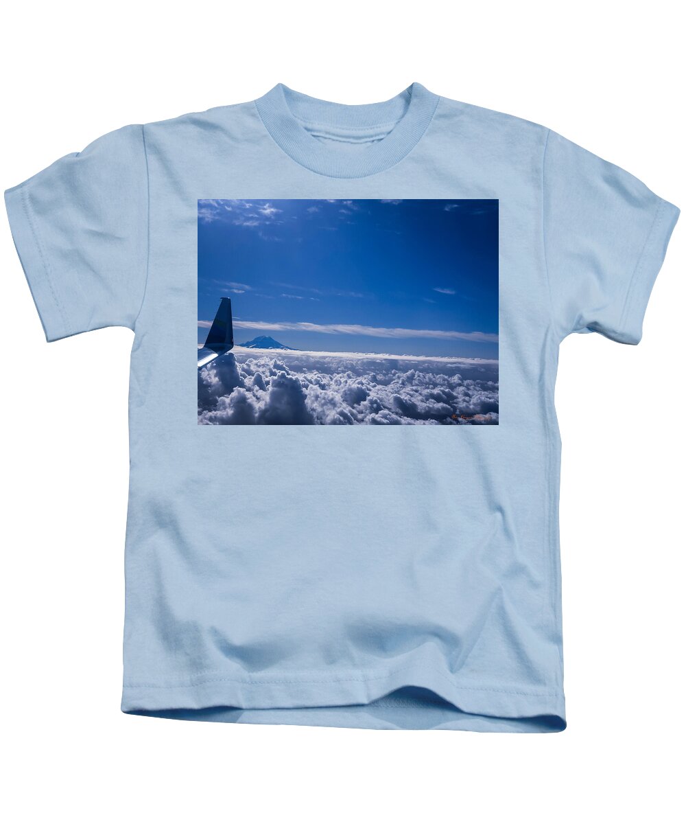 Above the clouds - Kids T-Shirt
