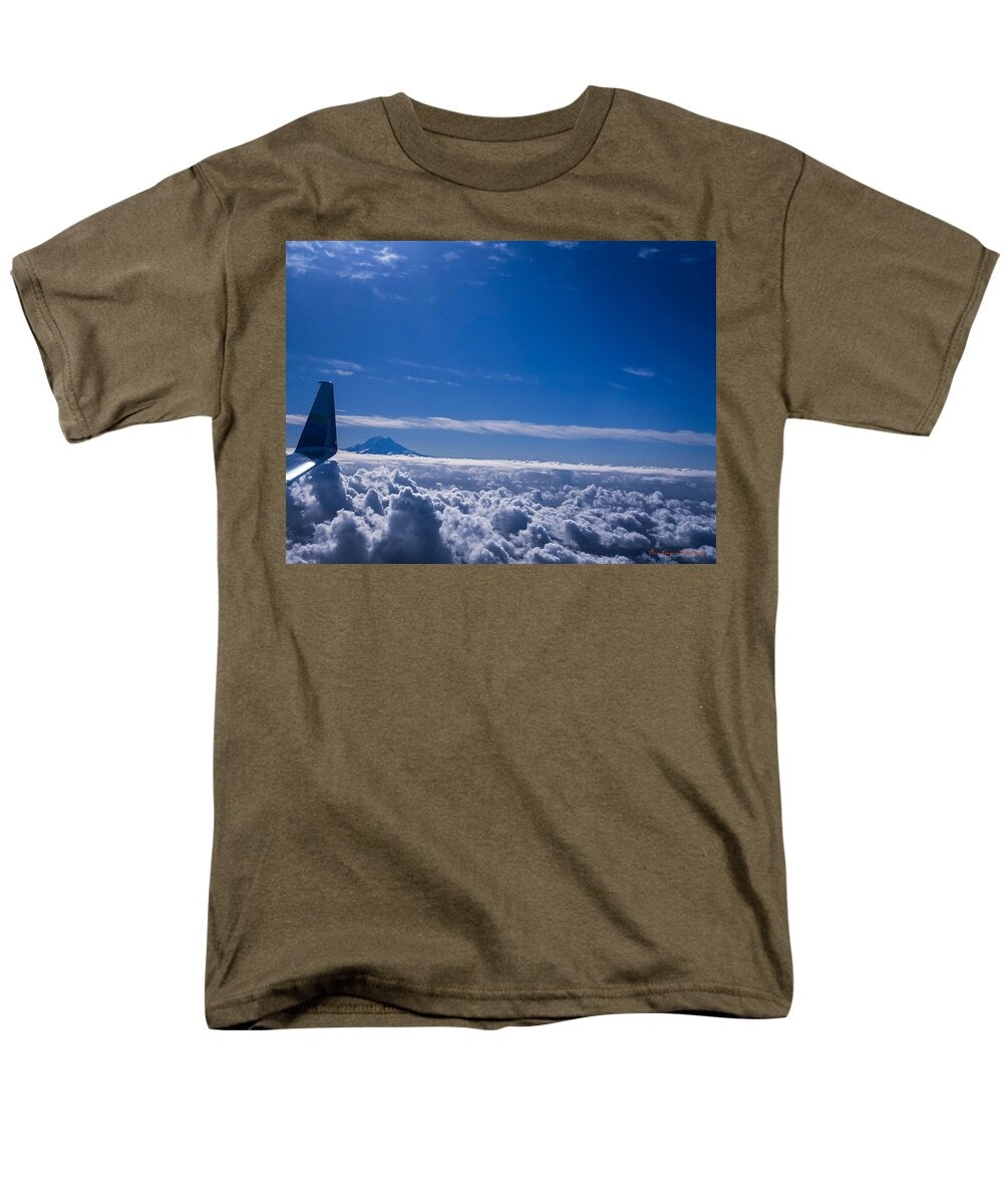 Above the clouds - Men's T-Shirt (Regular Fit)