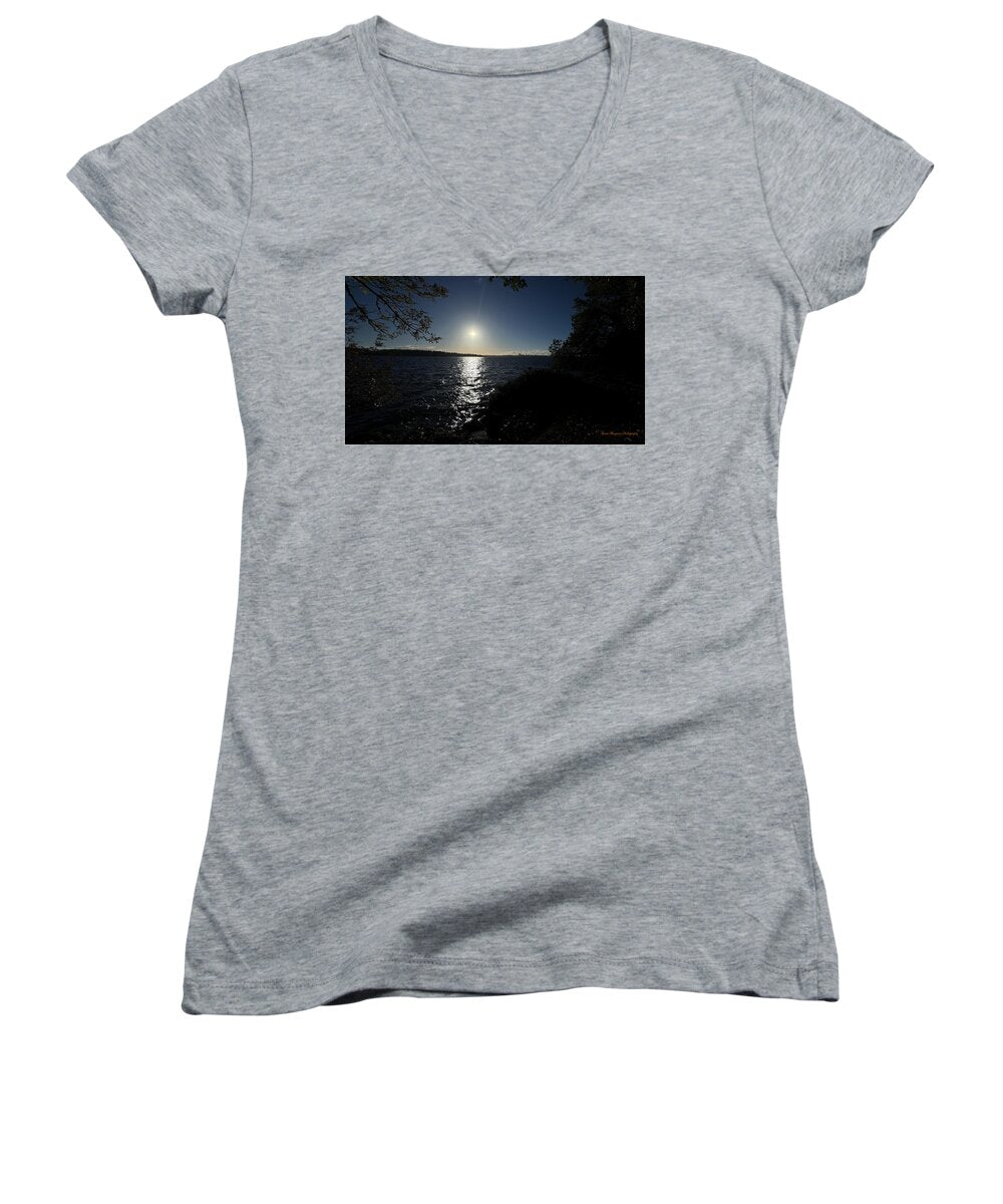 As the sun sets - Women's V-Neck