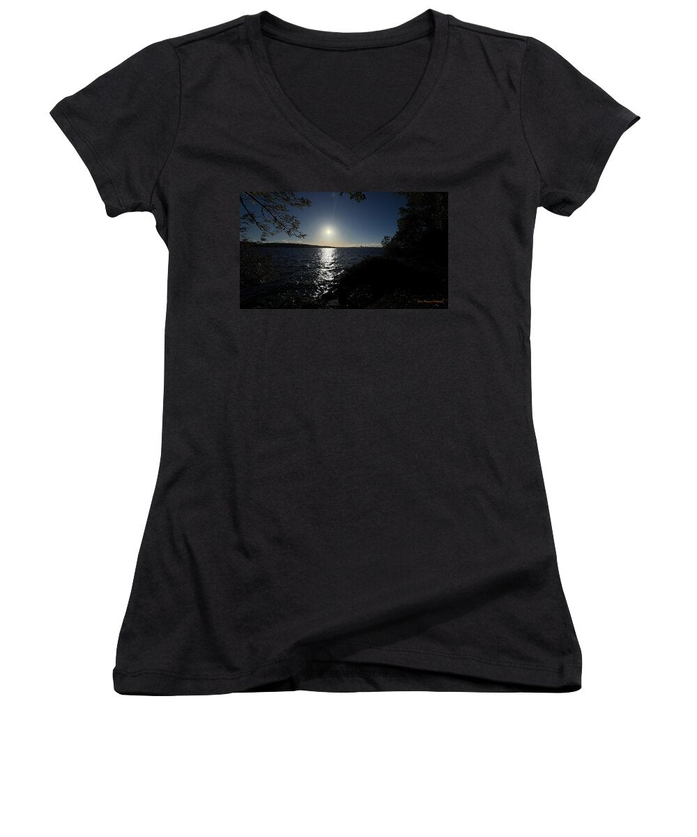 As the sun sets - Women's V-Neck