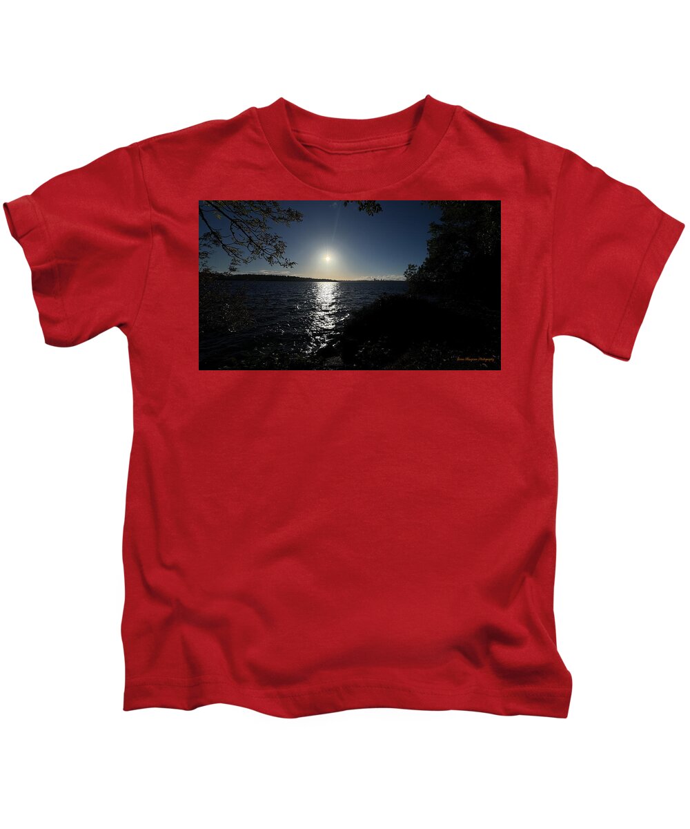 As the sun sets - Kids T-Shirt