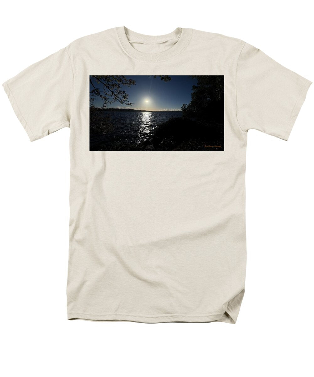 As the sun sets - Men's T-Shirt (Regular Fit)