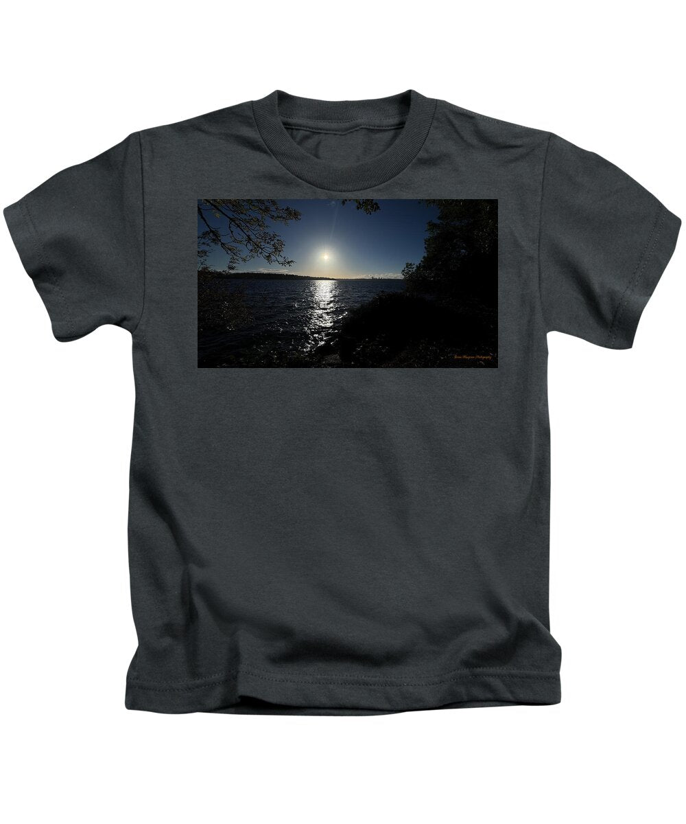 As the sun sets - Kids T-Shirt