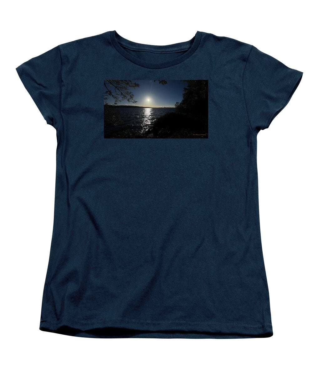 As the sun sets - Women's T-Shirt (Standard Fit)