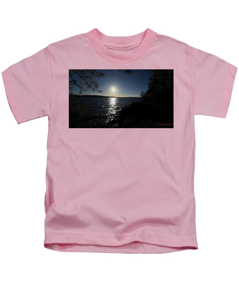 As the sun sets - Kids T-Shirt