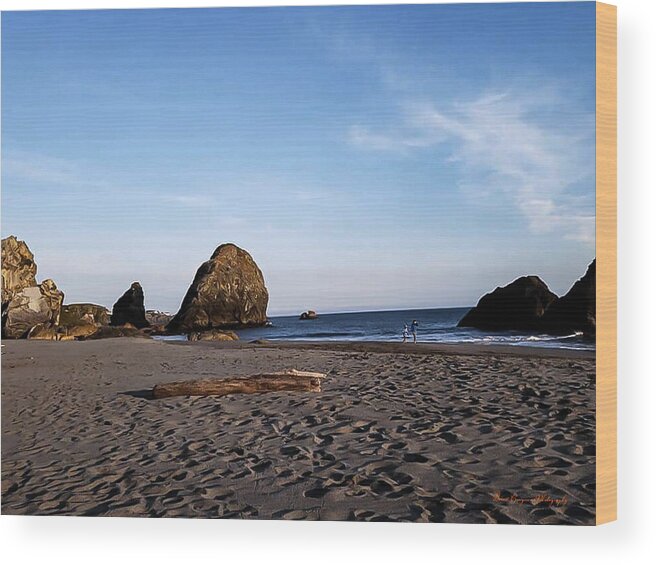 At the beach 4 - Wood Print