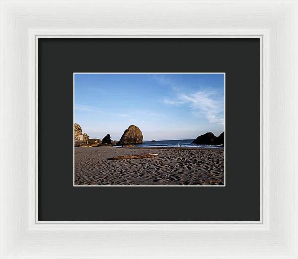 At the beach 4 - Framed Print