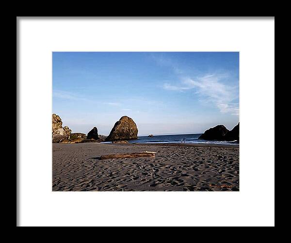 At the beach 4 - Framed Print