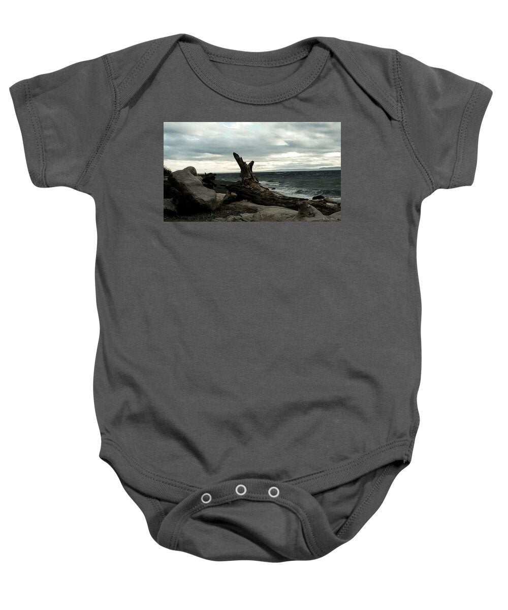 Burnt wood - Baby Onesie