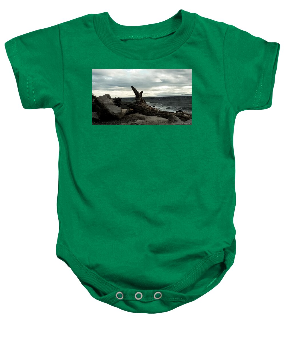Burnt wood - Baby Onesie