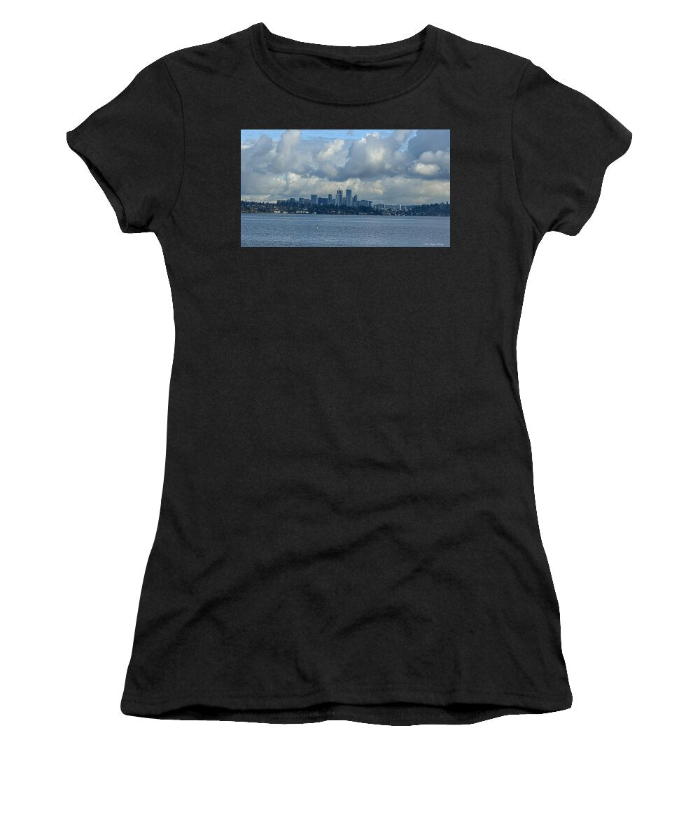 Clouds above the city - Women's T-Shirt