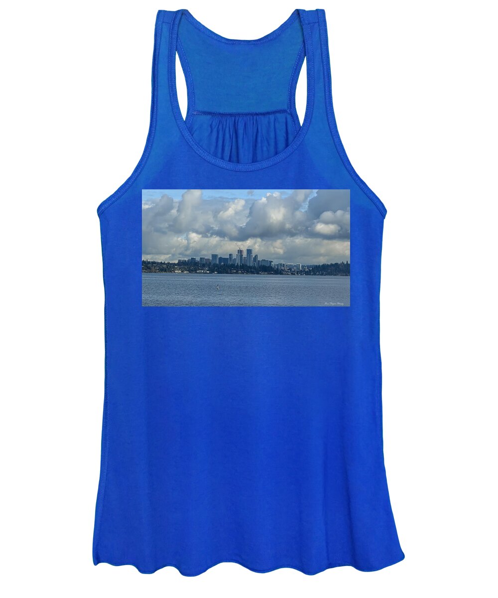 Clouds above the city - Women's Tank Top