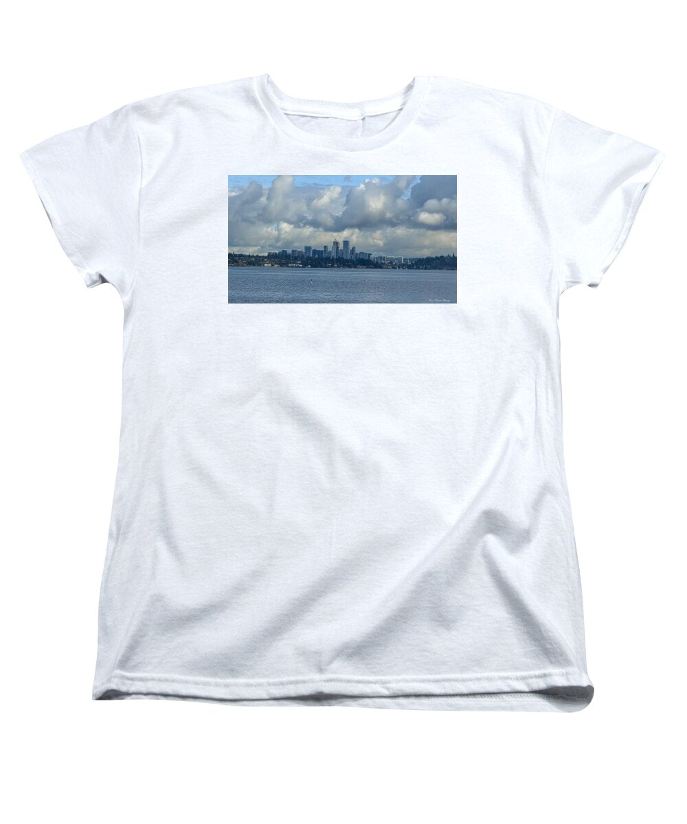 Clouds above the city - Women's T-Shirt (Standard Fit)