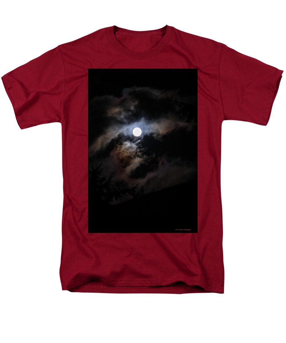 Clouds around the moon - Men's T-Shirt (Regular Fit)