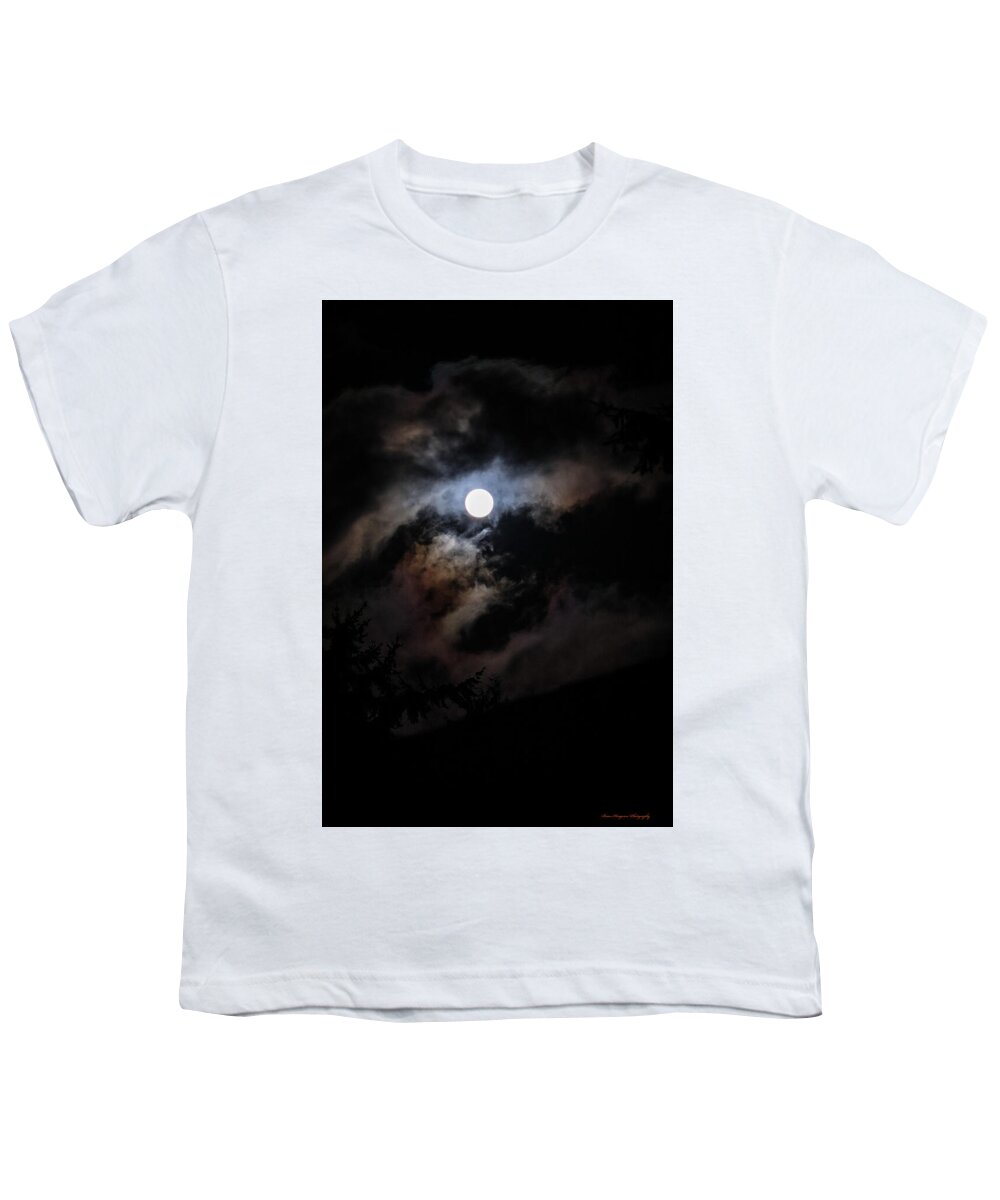 Clouds around the moon - Youth T-Shirt