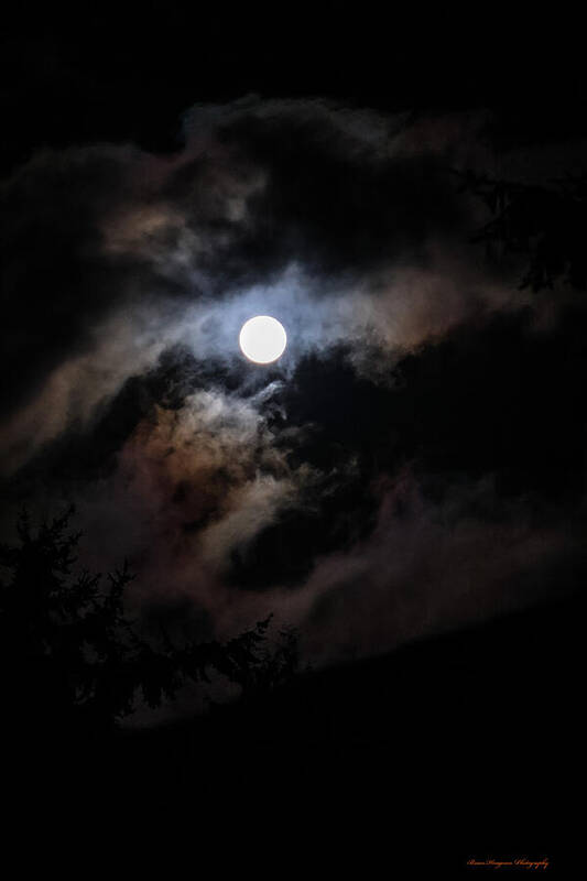 Clouds around the moon - Art Print
