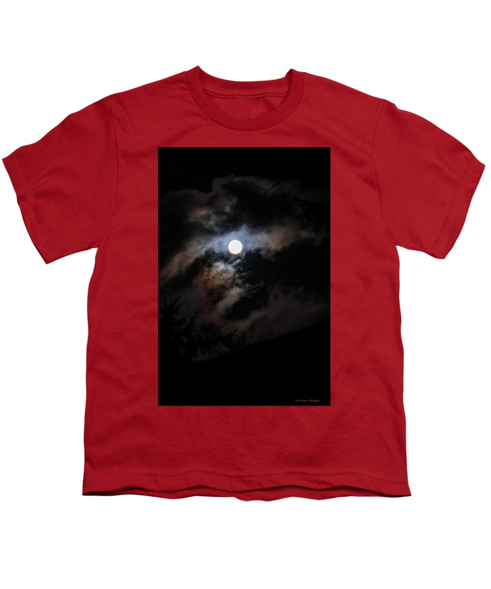 Clouds around the moon - Youth T-Shirt