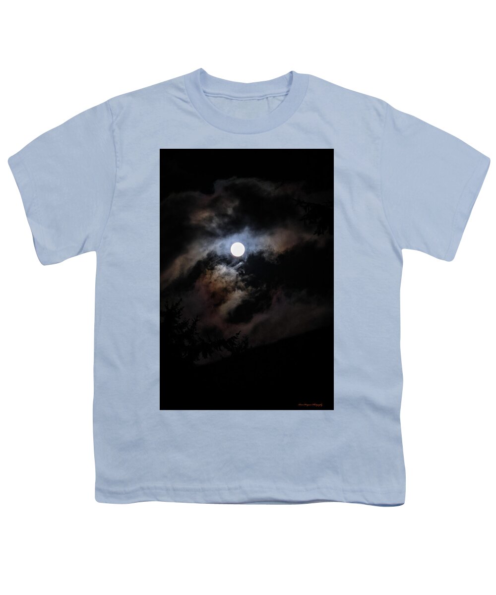 Clouds around the moon - Youth T-Shirt