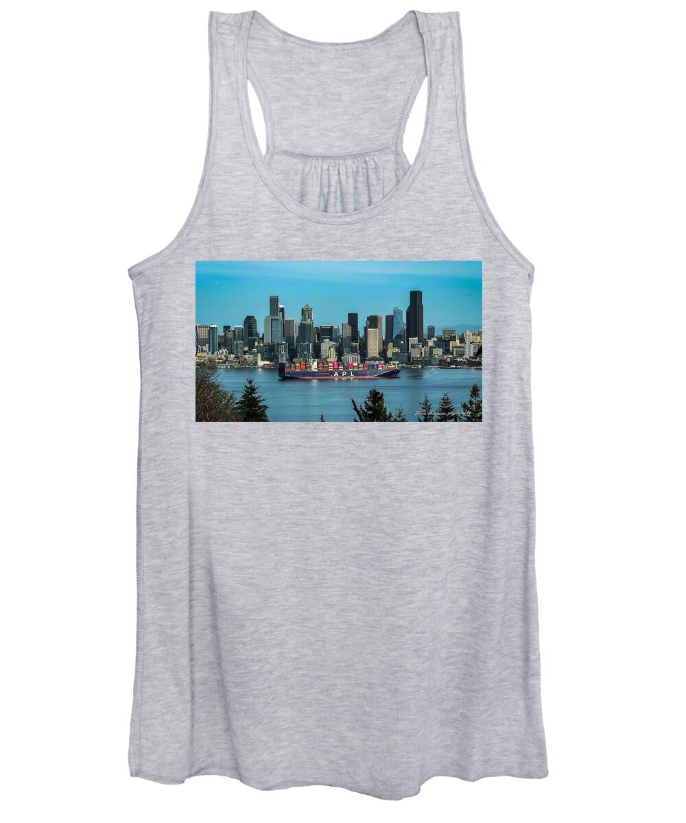 Container ship going into port - Women's Tank Top