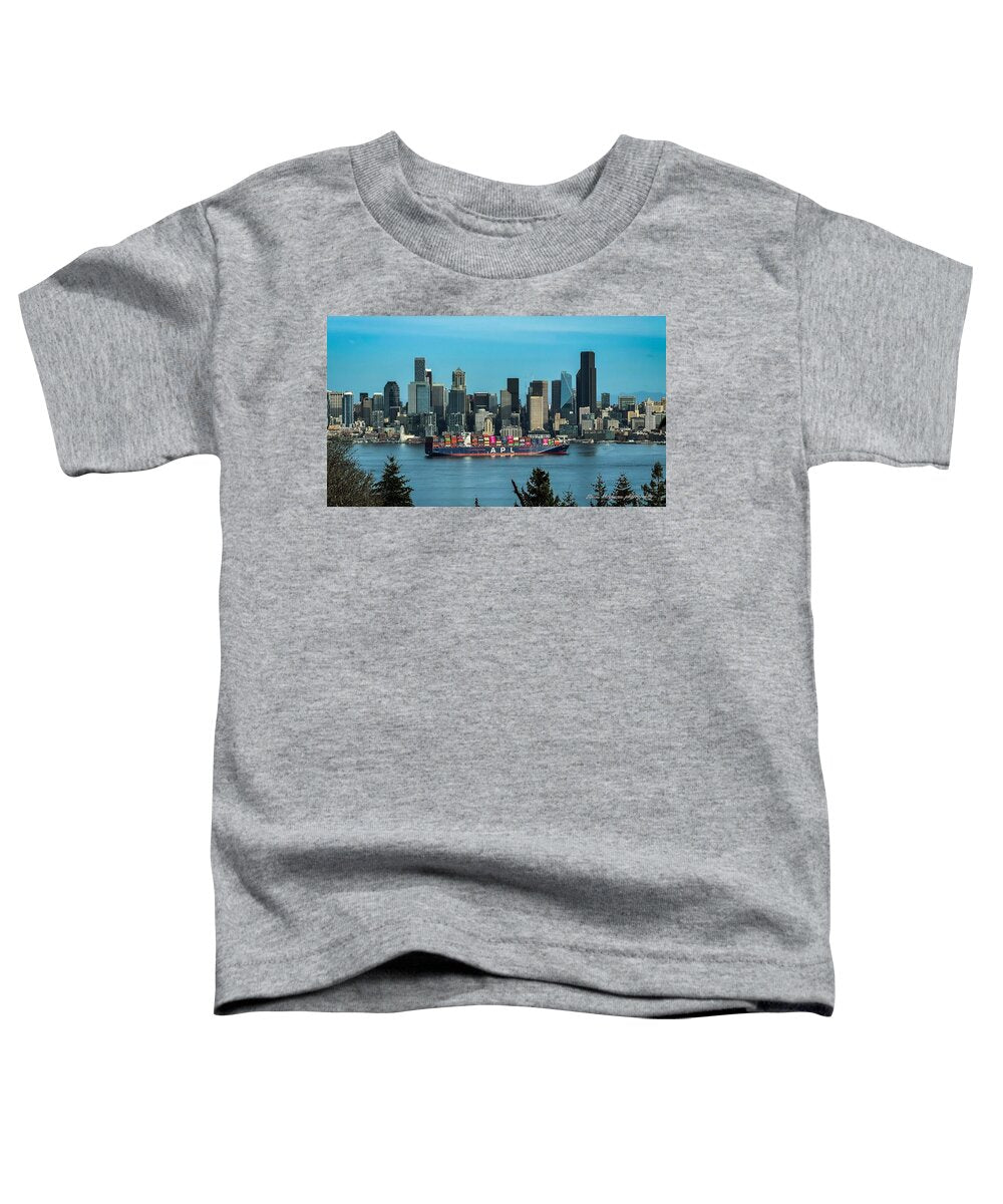 Container ship going into port - Toddler T-Shirt