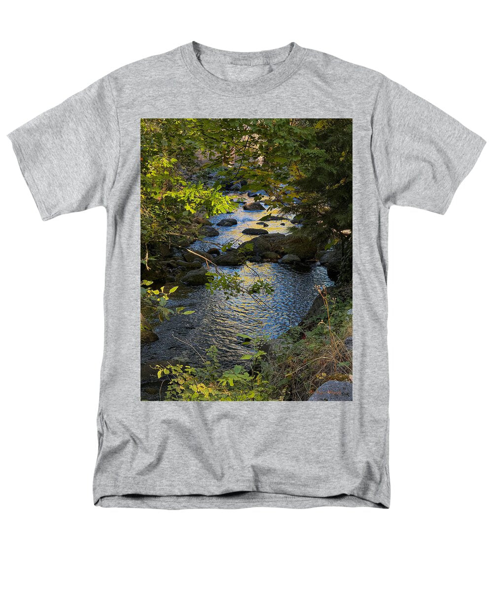 Creek - Men's T-Shirt (Regular Fit)