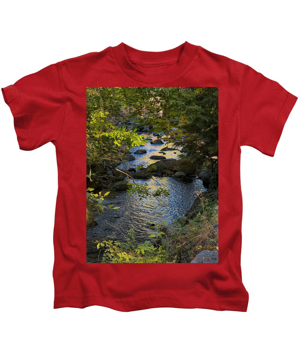 Creek - Kids T-Shirt