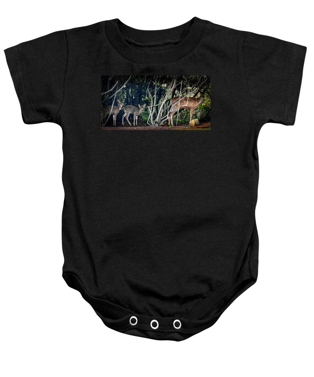 Mom and family - Baby Onesie