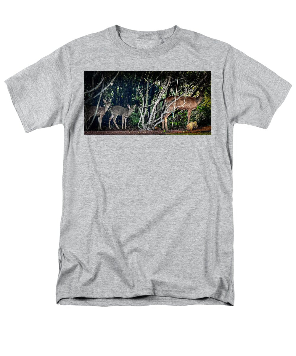 Mom and family - Men's T-Shirt (Regular Fit)
