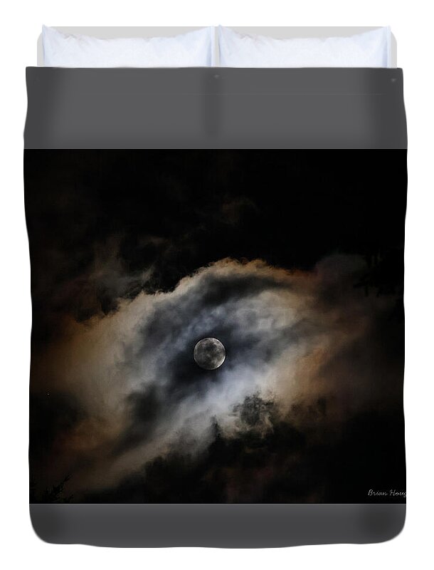 Moon in the clouds - Duvet Cover