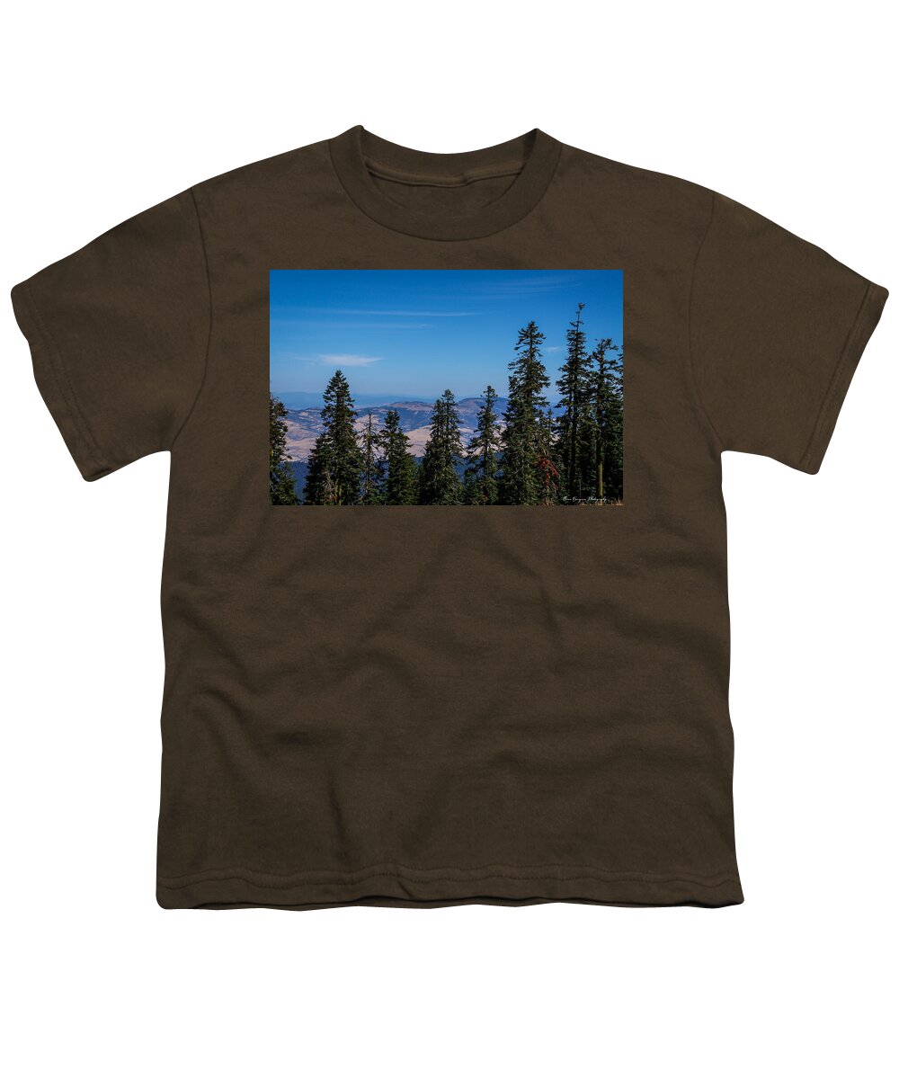 Mt Shasta 3 - Youth T-Shirt