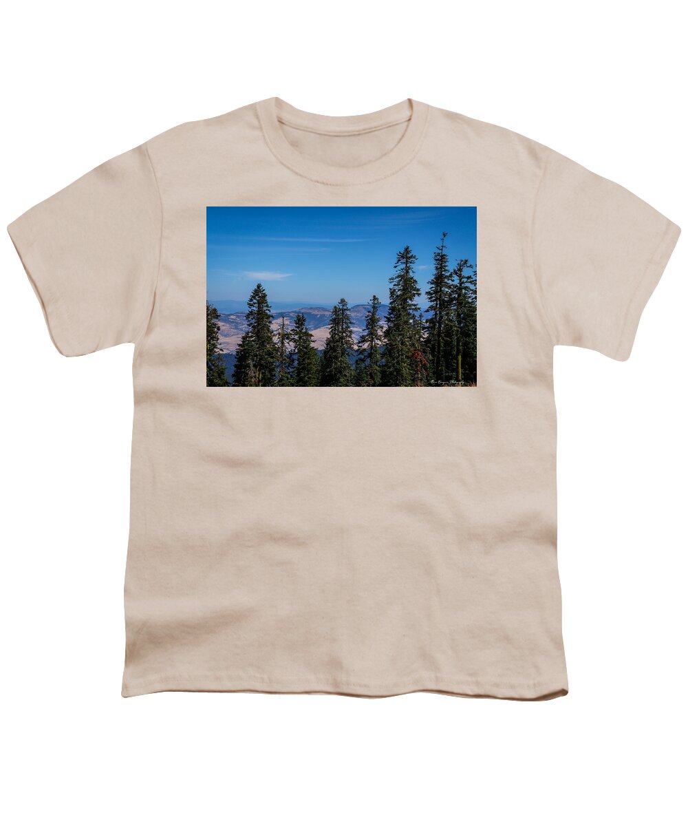 Mt Shasta 3 - Youth T-Shirt