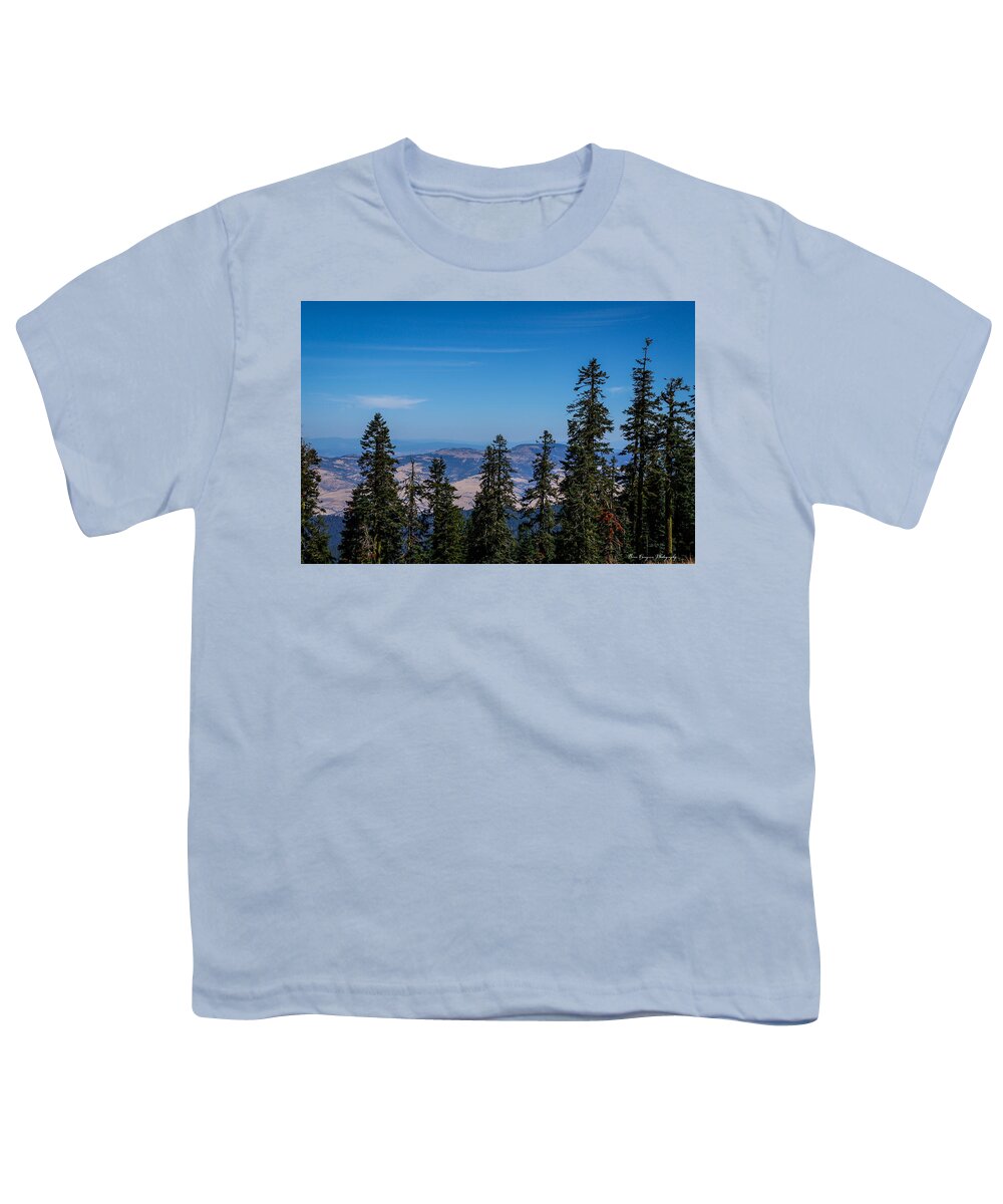 Mt Shasta 3 - Youth T-Shirt