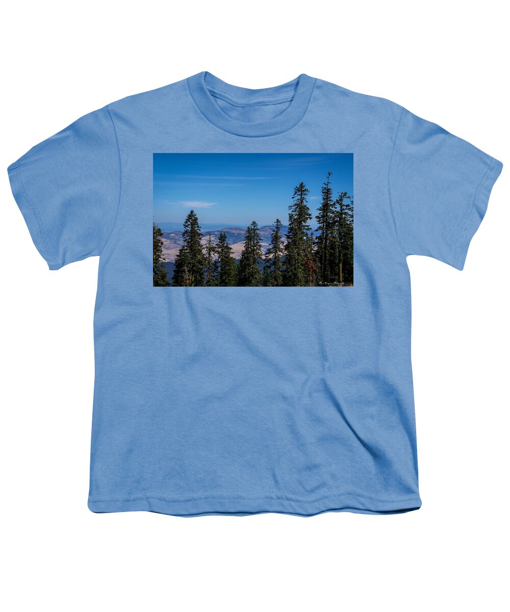 Mt Shasta 3 - Youth T-Shirt