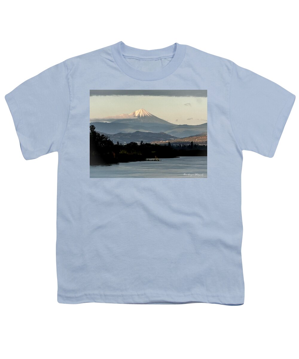 Mt Shasta - Youth T-Shirt