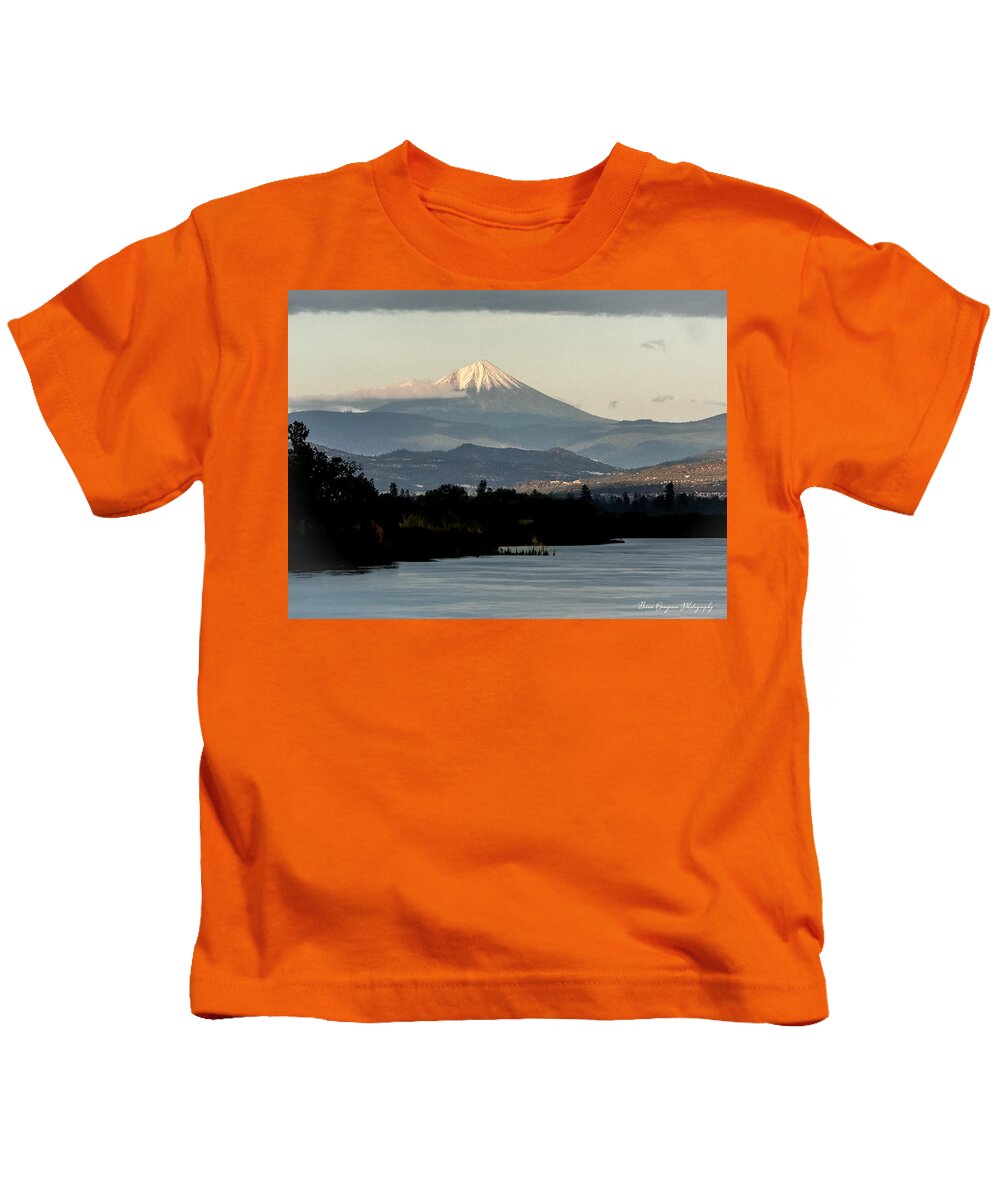 Mt Shasta - Kids T-Shirt