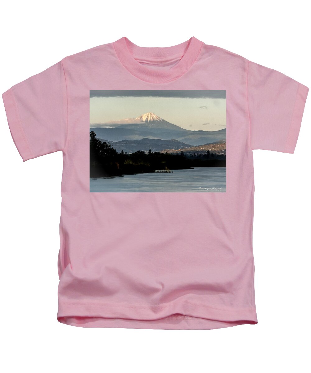 Mt Shasta - Kids T-Shirt