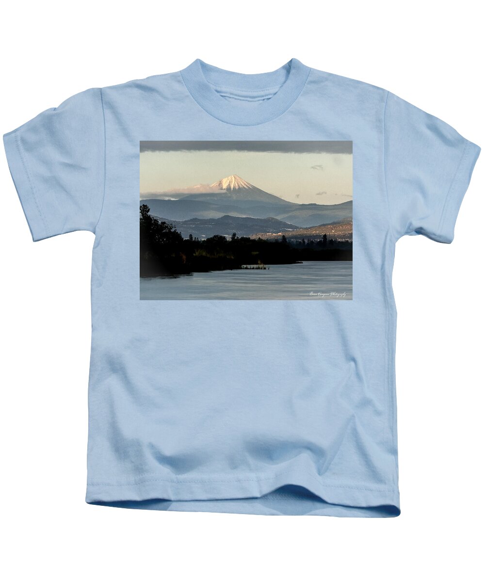 Mt Shasta - Kids T-Shirt