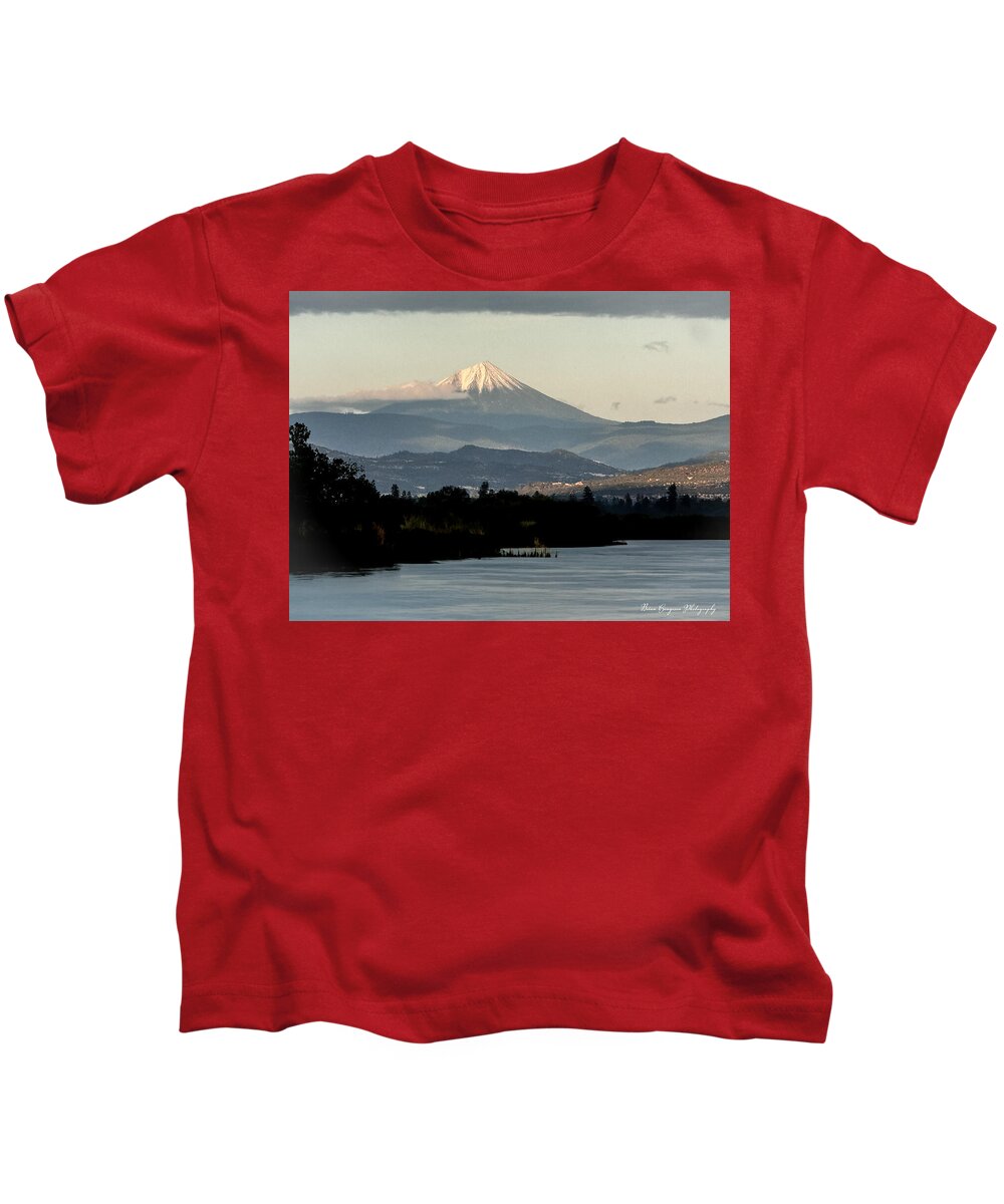 Mt Shasta - Kids T-Shirt