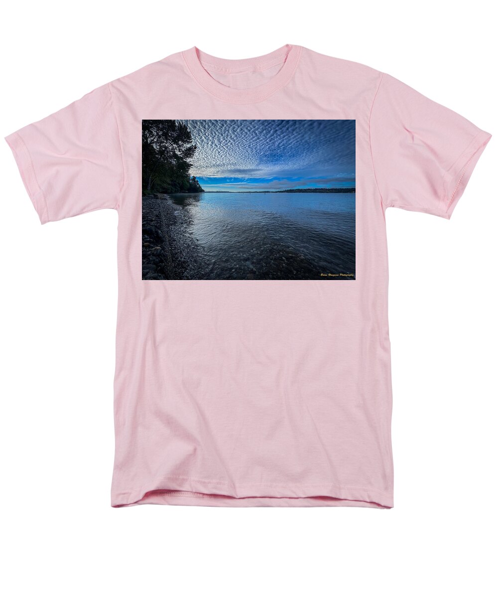 Reflection of the clouds - Men's T-Shirt (Regular Fit)