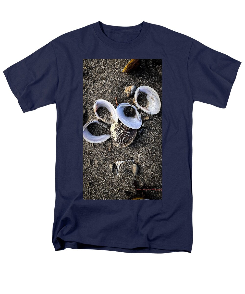 Seashells 6 - Men's T-Shirt (Regular Fit)