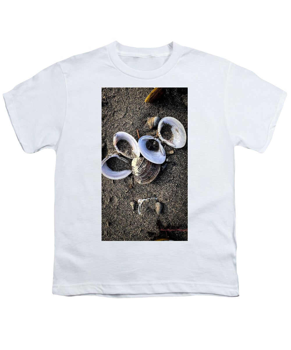 Seashells 6 - Youth T-Shirt