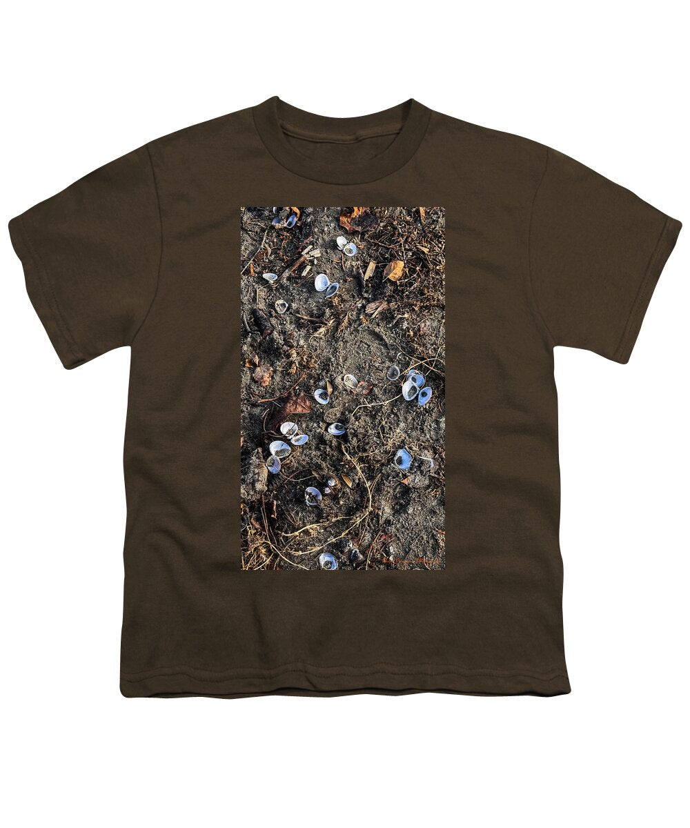 Seashells on the beach - Youth T-Shirt