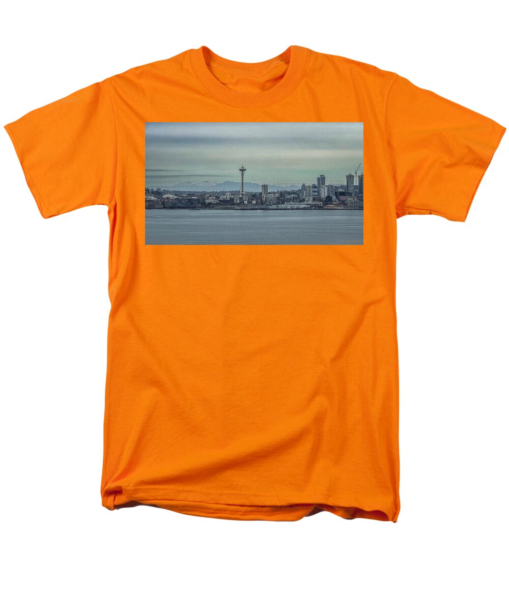 Seattle sky line - Men's T-Shirt (Regular Fit)