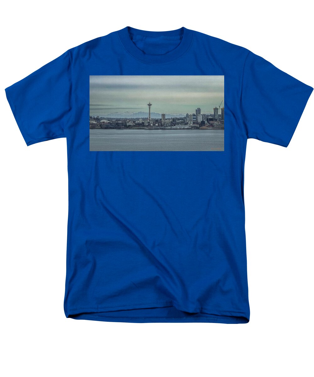 Seattle sky line - Men's T-Shirt (Regular Fit)