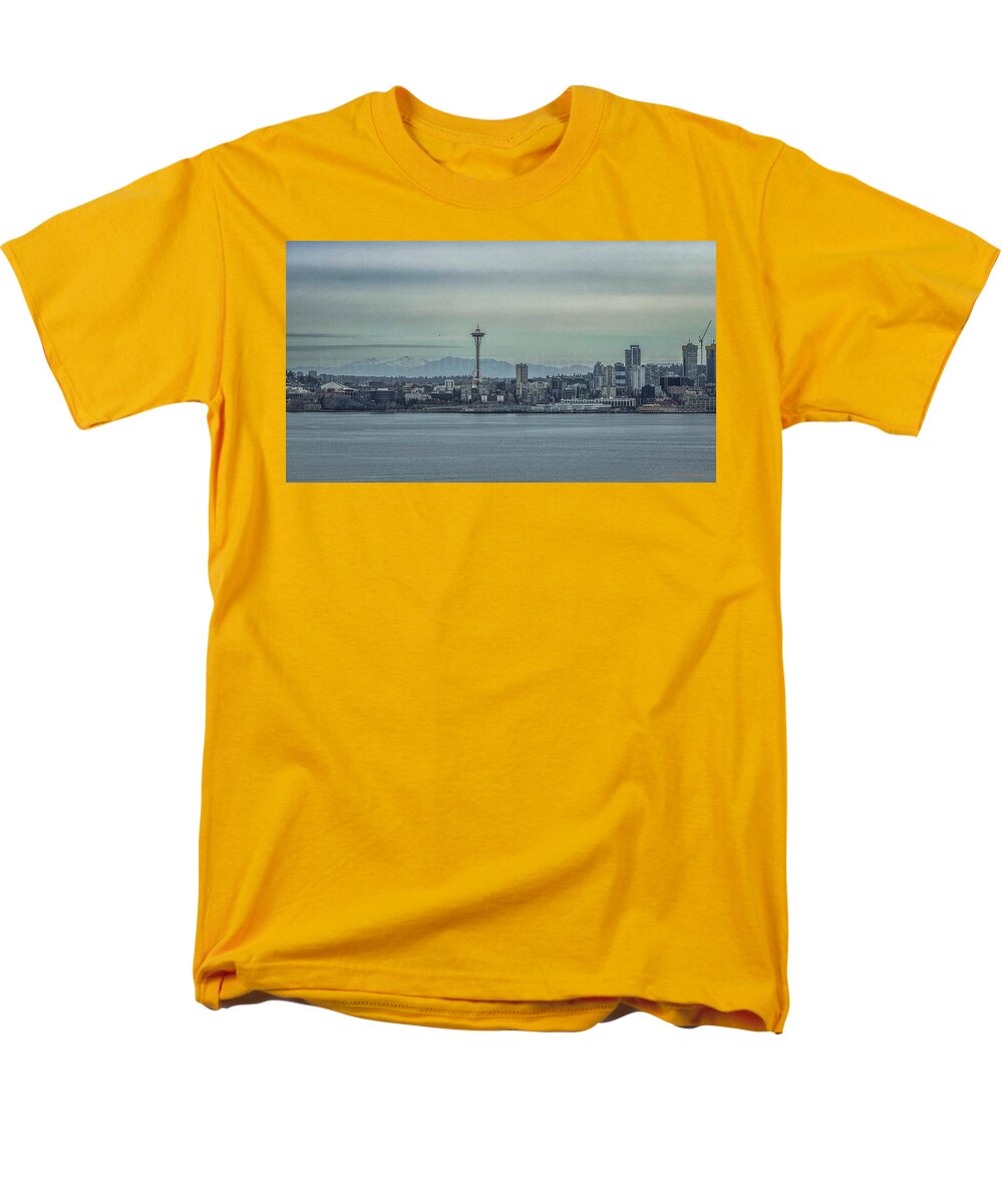 Seattle sky line - Men's T-Shirt (Regular Fit)