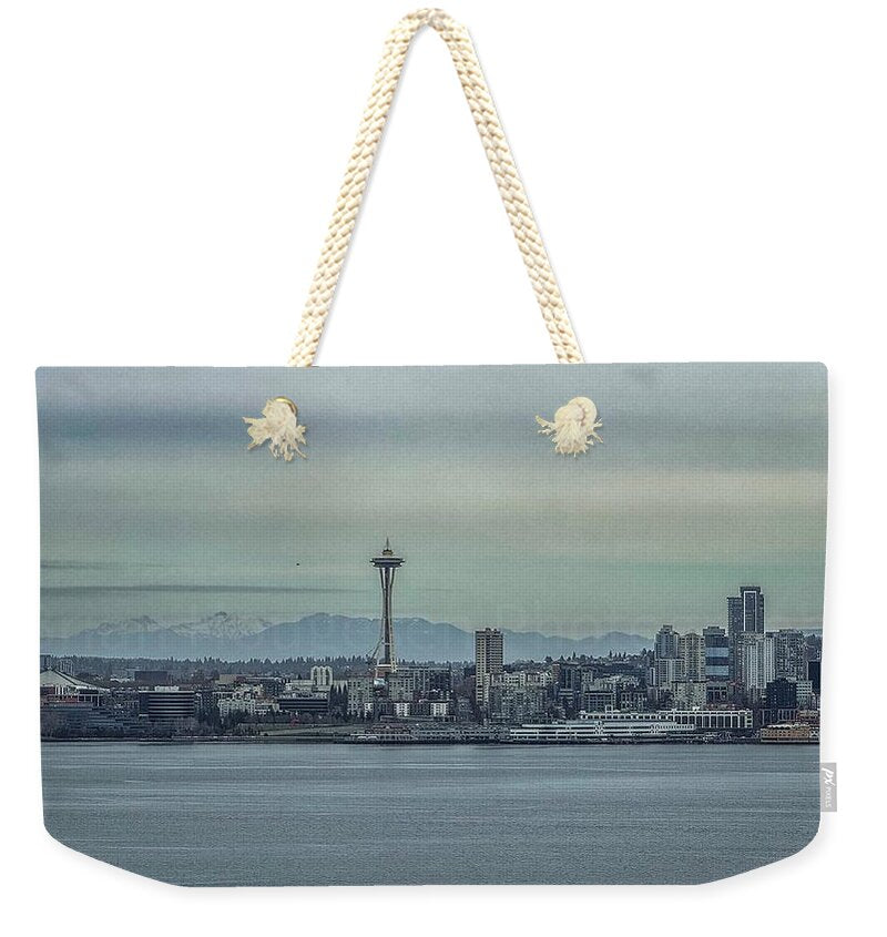 Seattle sky line - Weekender Tote Bag