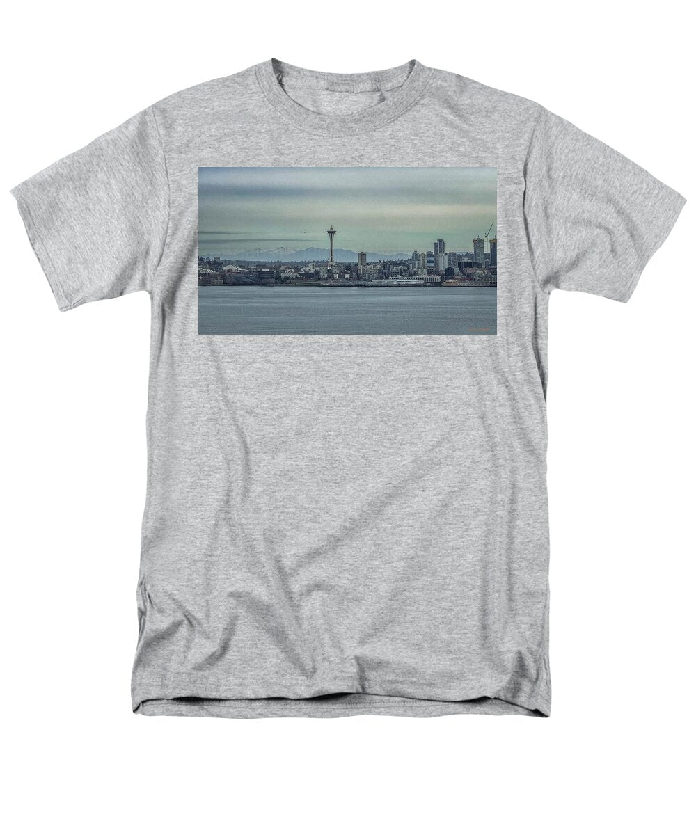 Seattle sky line - Men's T-Shirt (Regular Fit)