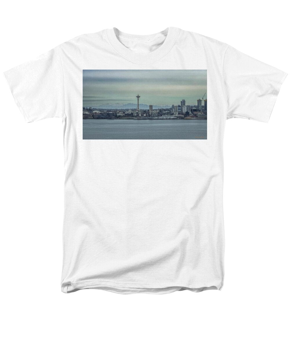 Seattle sky line - Men's T-Shirt (Regular Fit)