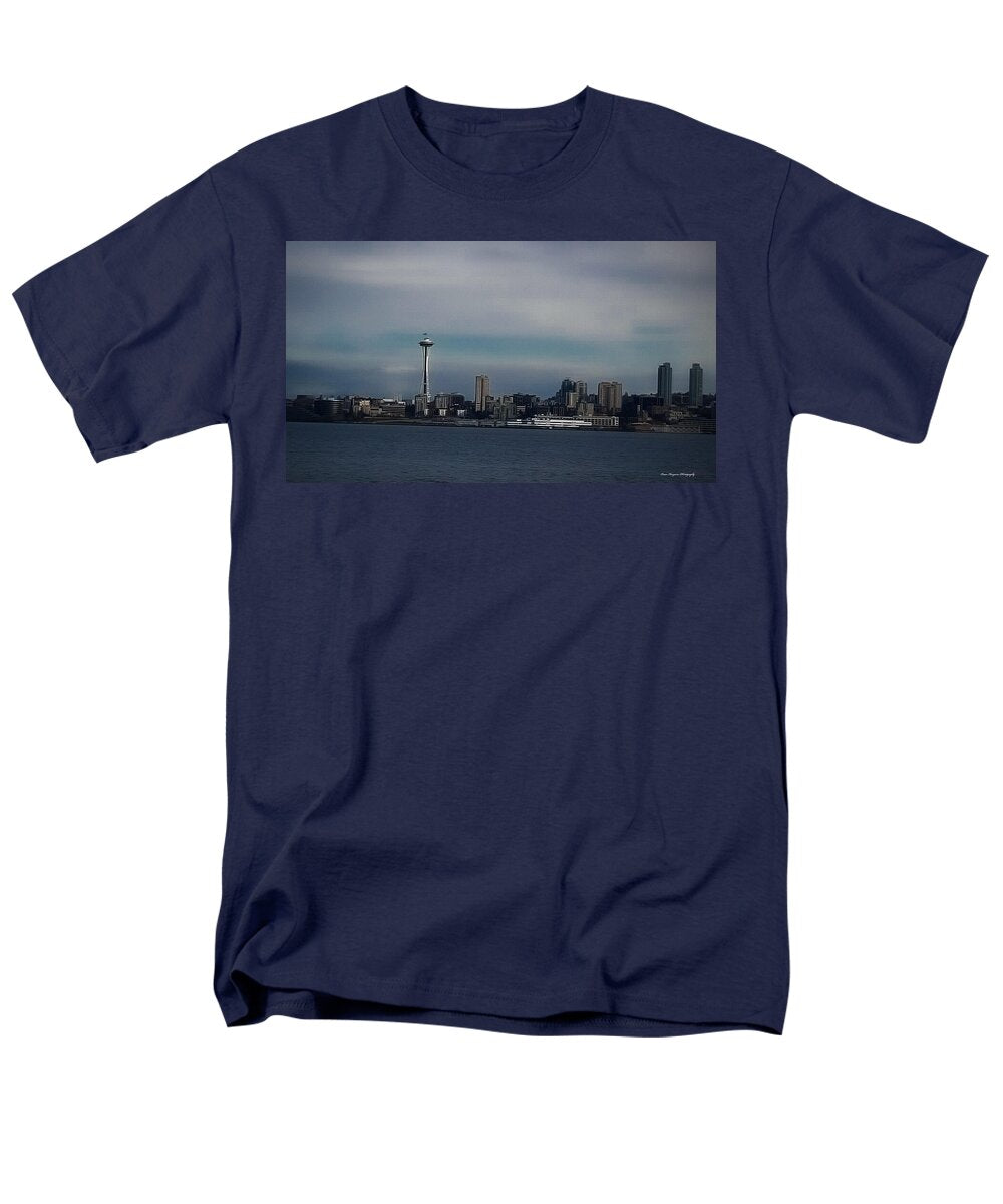 Seattle Skyline - Men's T-Shirt (Regular Fit)